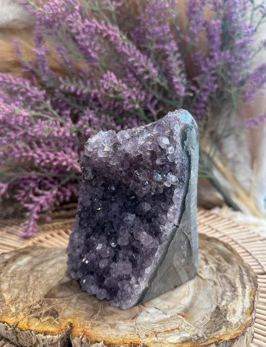 Amethyst Cut Base