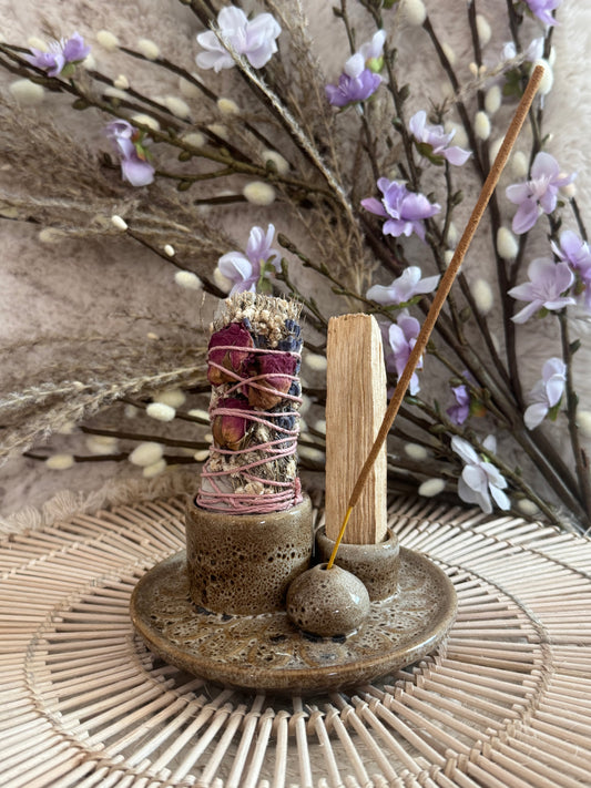 Handmade Ceramic Palo Santo & Smudge Stick Holder – Brown & White